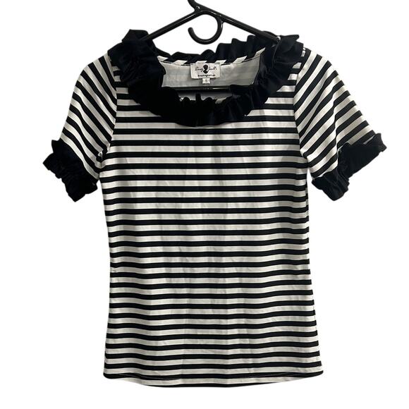 Dainty Jewells Women’s Black White Striped Modest Ruffle Swim Top Size Small - Picture 1 of 8